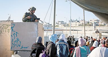 صرخة حقوقية في اليوم العالمي للسلامة: عمال فلسطين بين مطرقة الانتهاكات وسندان “شاحنات الموت” ومخلفات الحرب